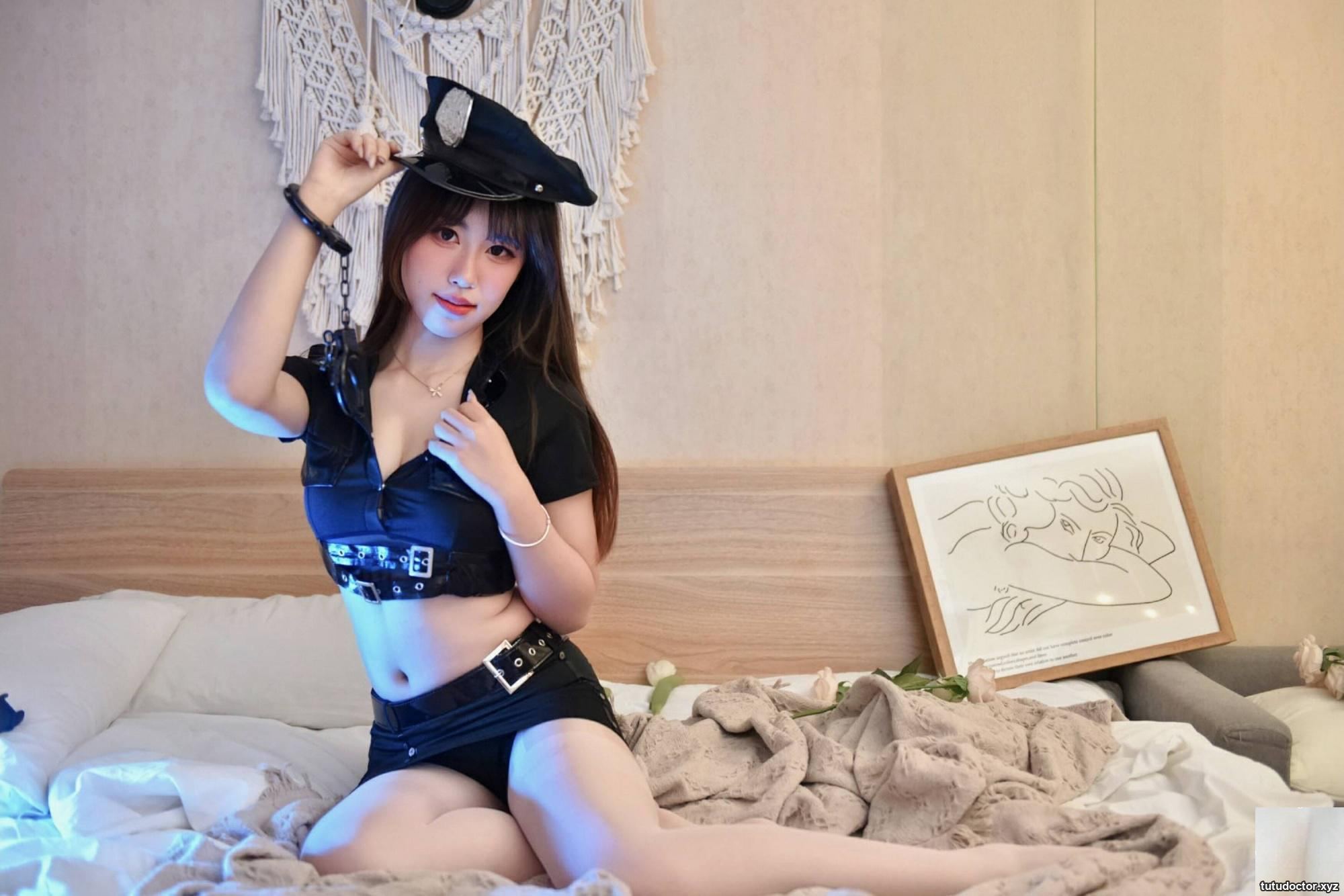 Welfare girl Tao Kaitais Uniform Temptation VIP Exclusive · photo 43 of 58