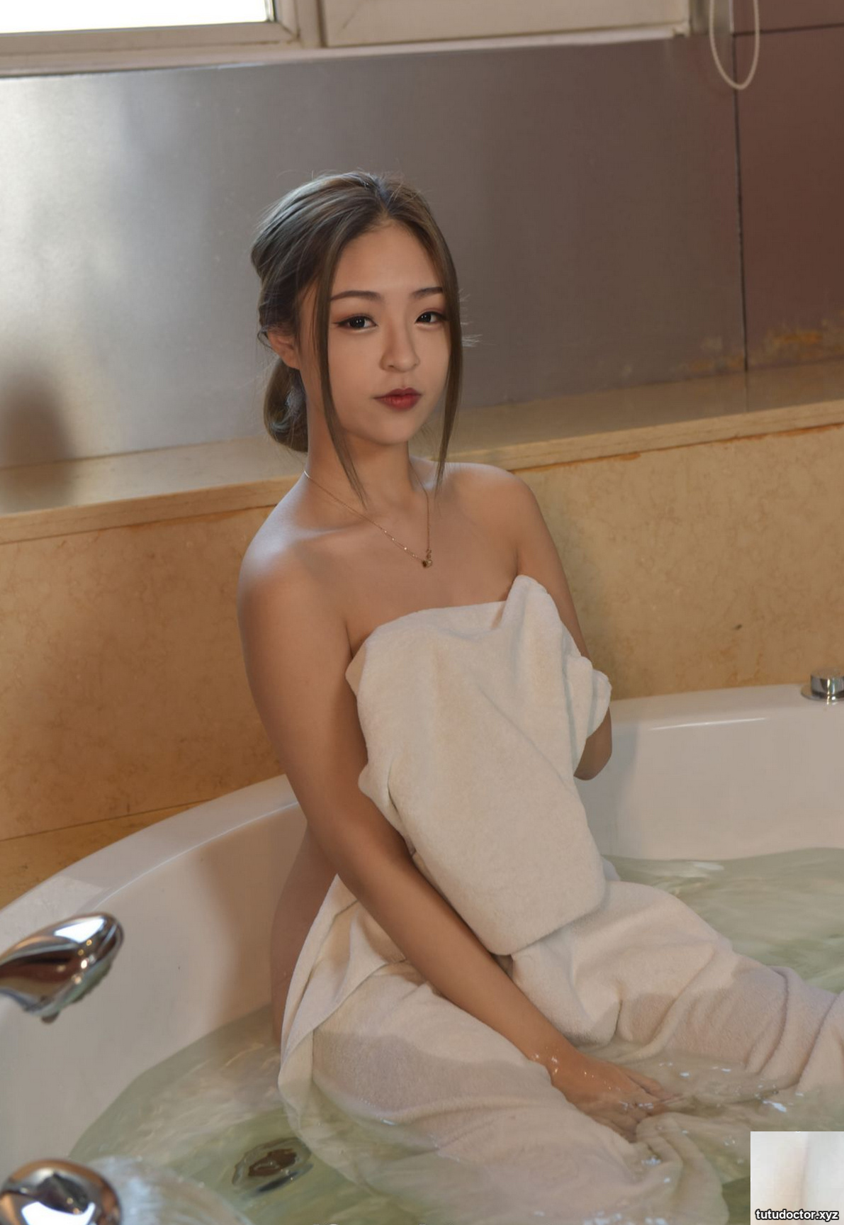 Beautiful model-Ninety-nine beautiful models without mosaic · photo 69 of 99