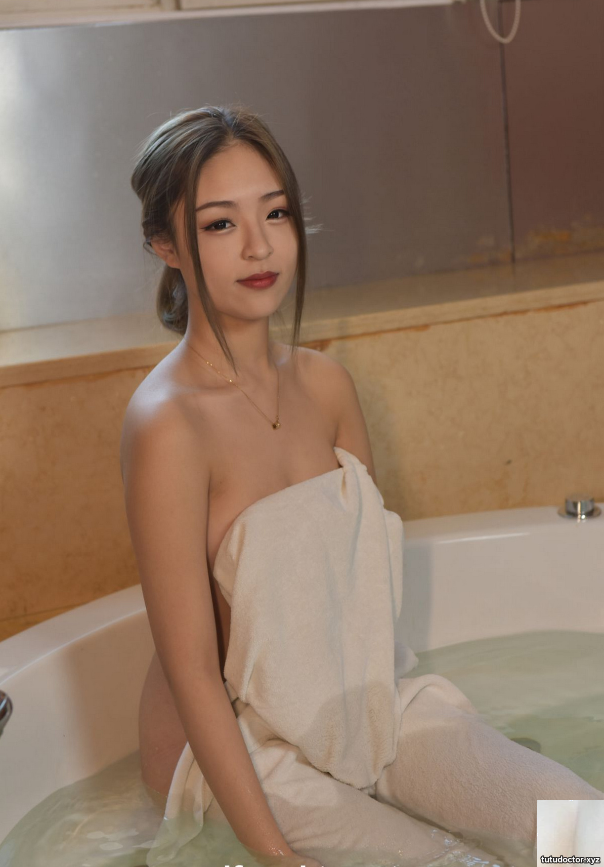 Beautiful model-Ninety-nine beautiful models without mosaic · photo 72 of 99