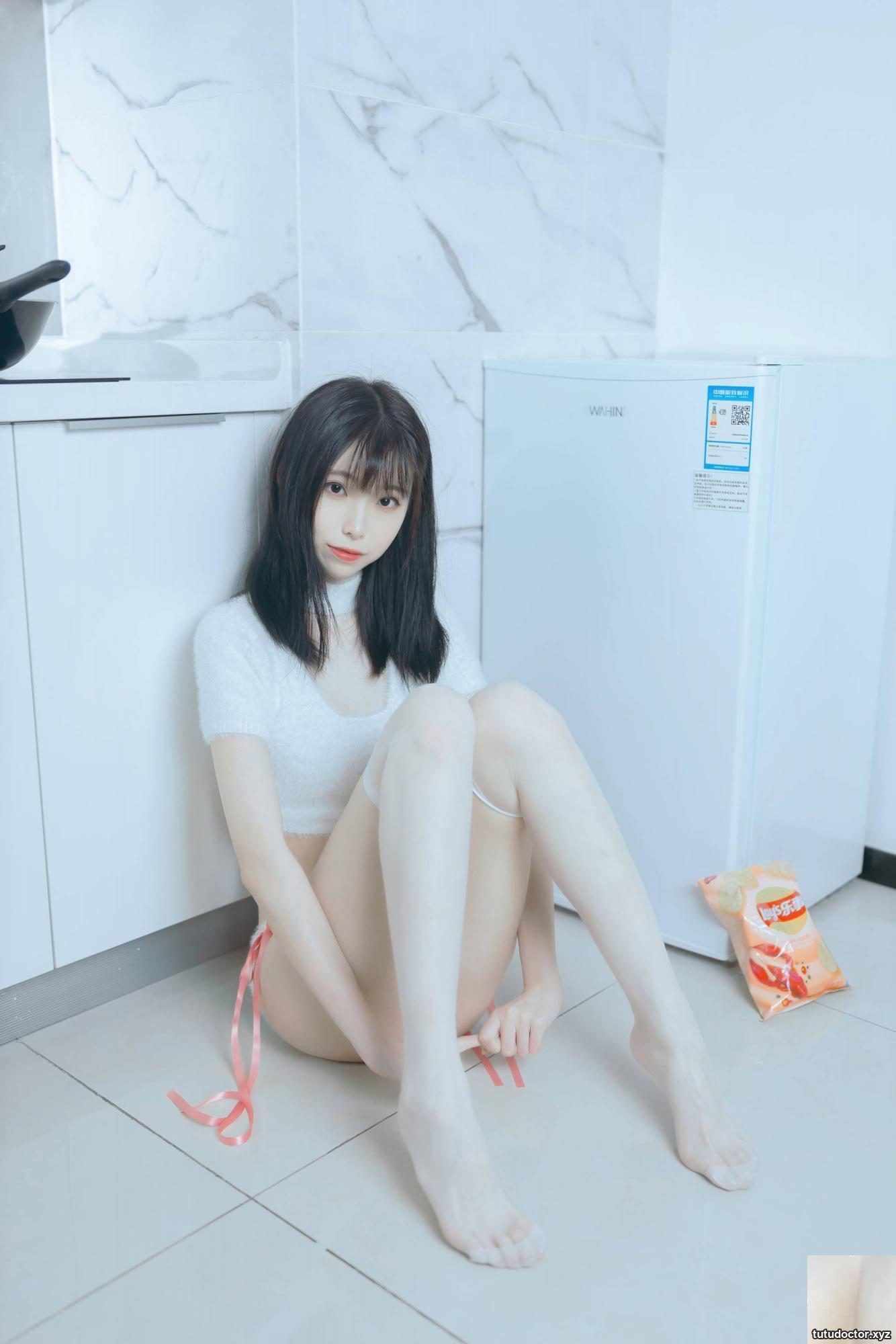 Welfare girl Xu Lans Pure Desire Sweater VIP Exclusive · photo 28 of 40