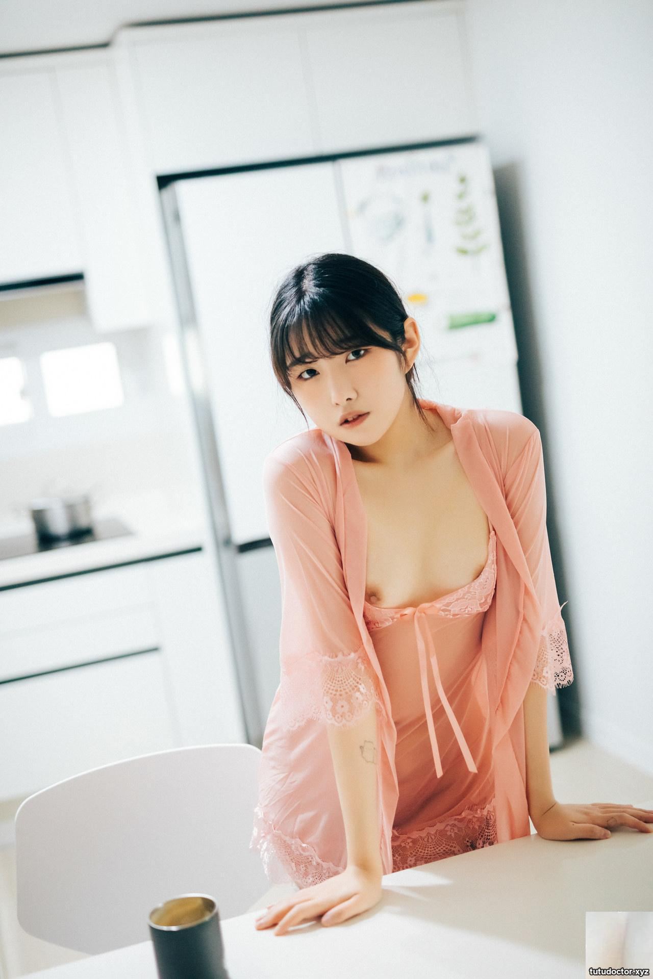 Korean girl shows off her white, tender and beautiful breasts so · photo 60 of 67