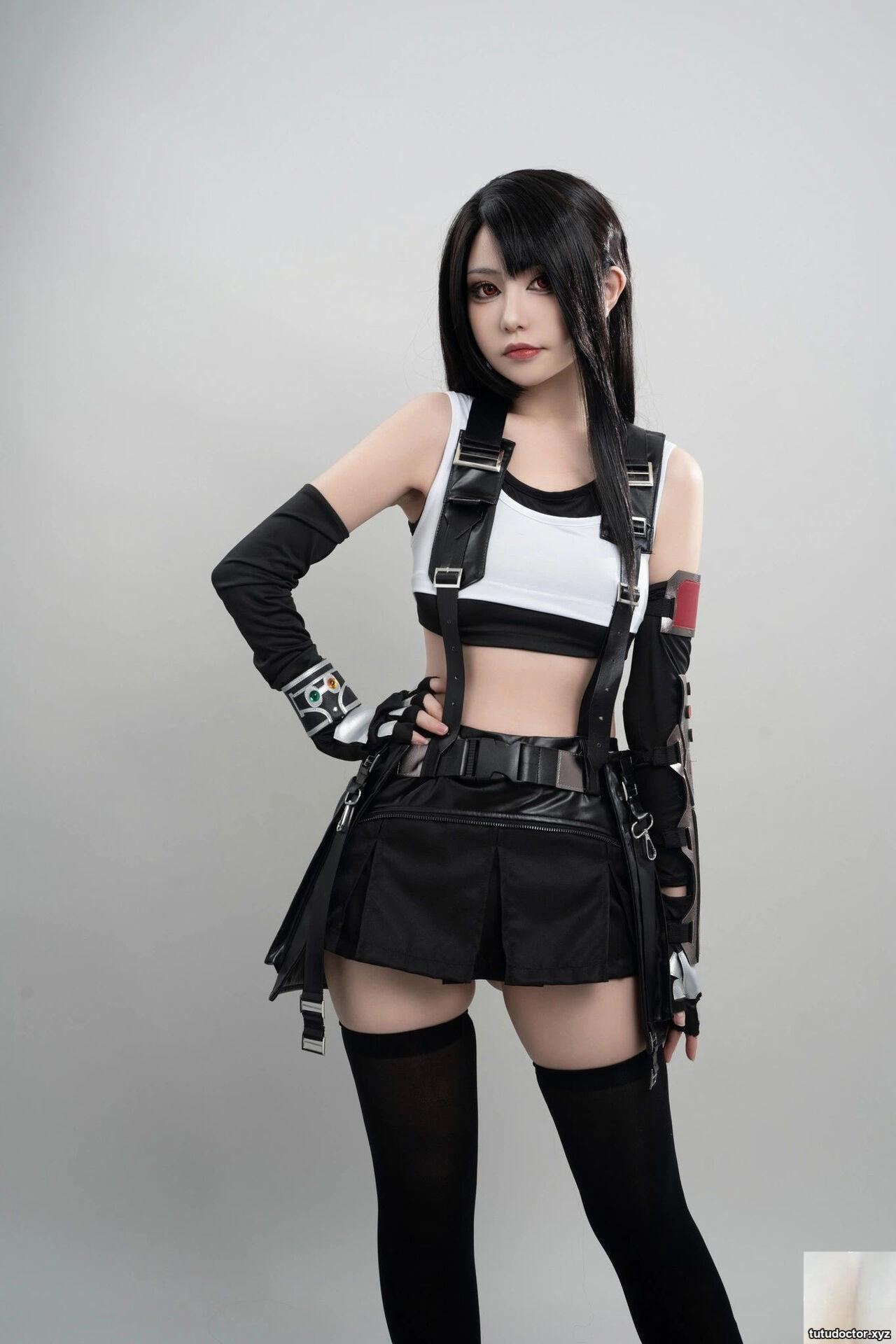 Explosive Girl Meow Kat – Final Fantasy 7 Tifa · photo 52 of 52