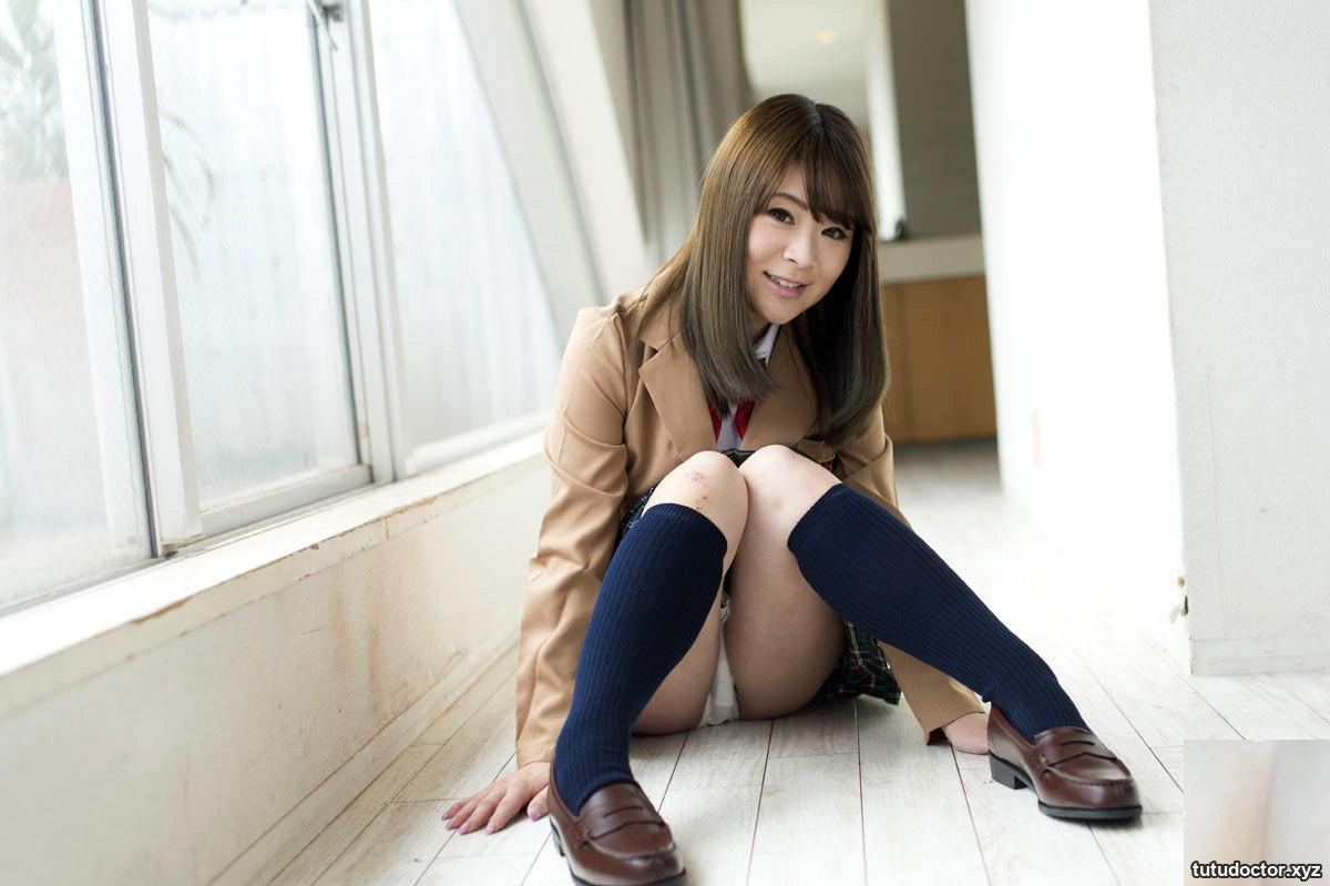 A horny student girl wants to be loved too · photo 34 of 40