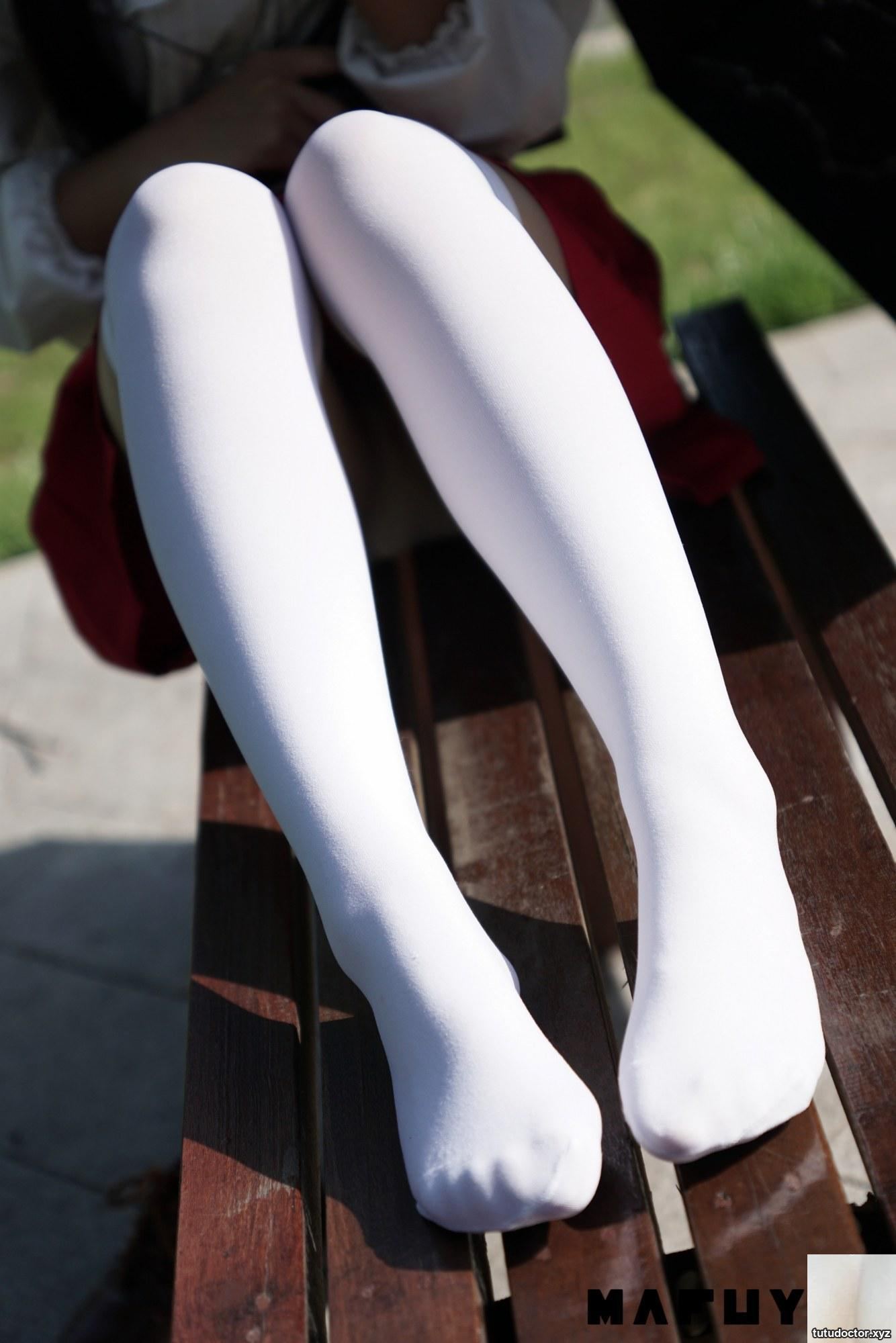 Kagakusaka Mafuyus White Pantyhose Realm Absolute Realm of · photo 22 of 73