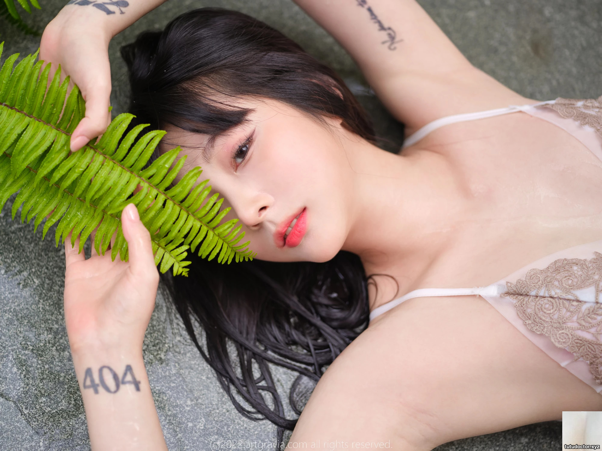 Koreas top hottie hides round, dripping breasts… · photo 35 of 41