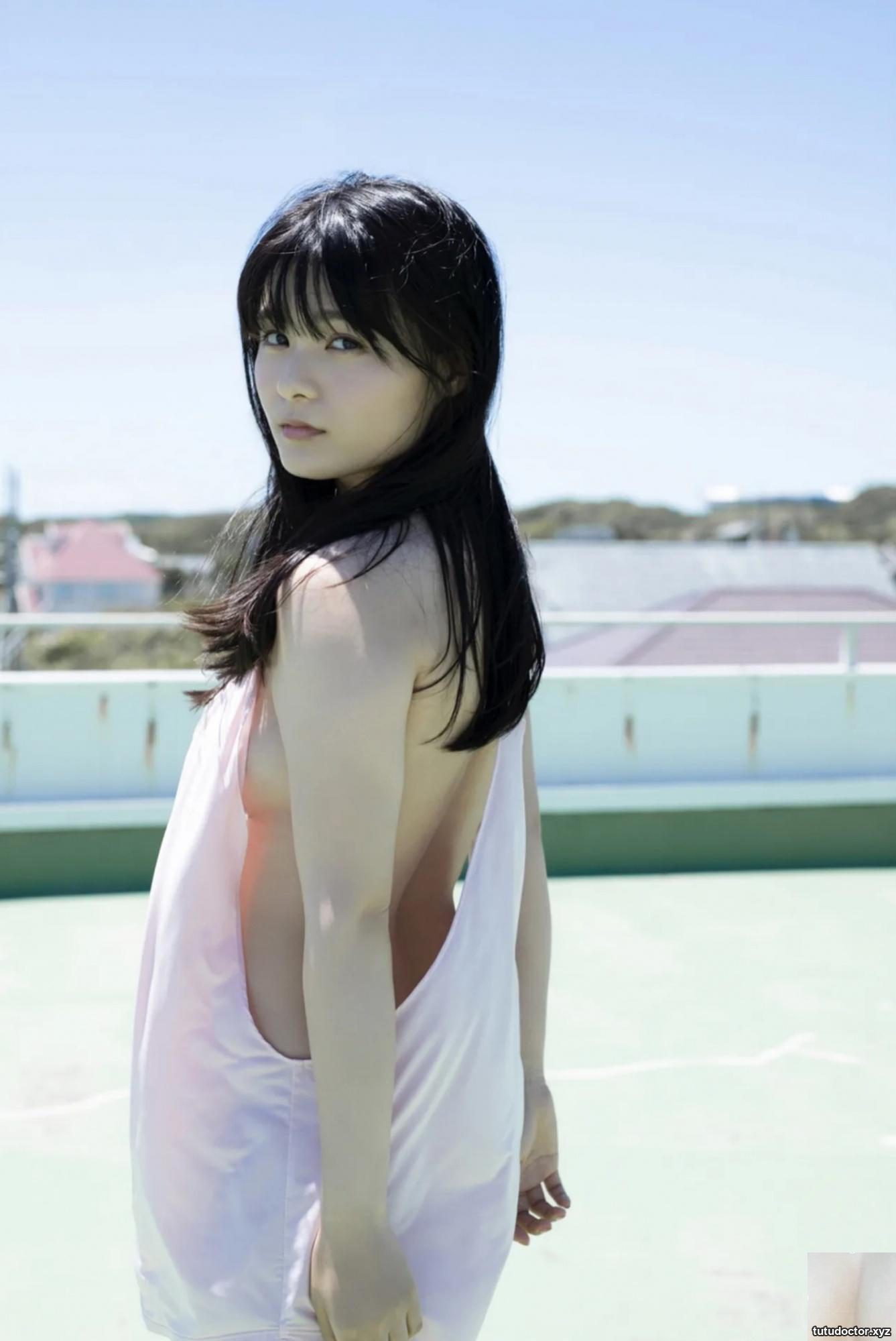 Mizuki Hoshina – Skip the yukata… · photo 12 of 33