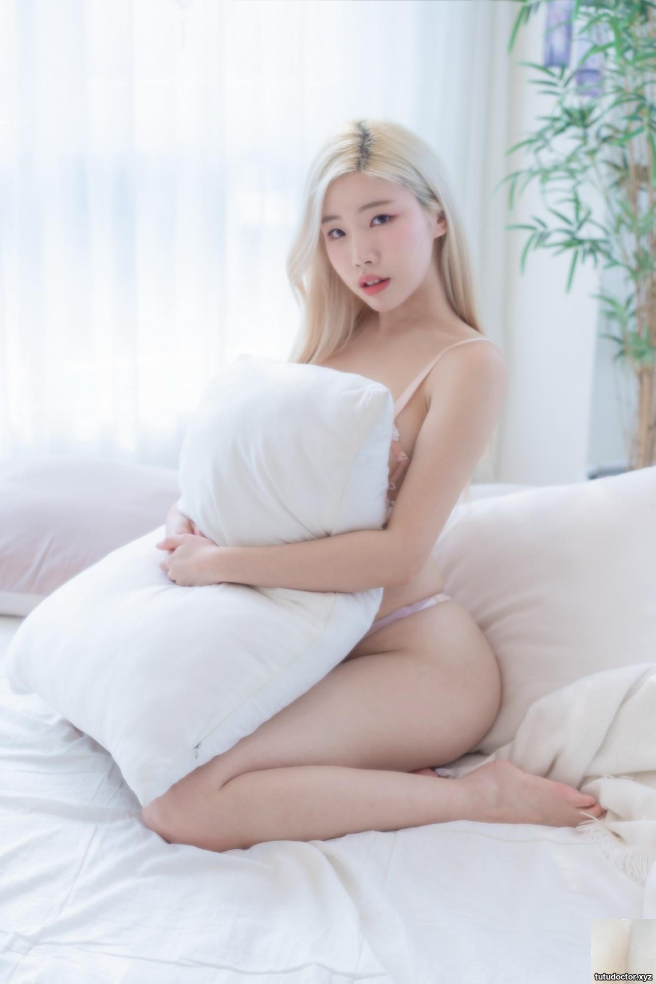 Yebin – Homebody · photo 38 of 44
