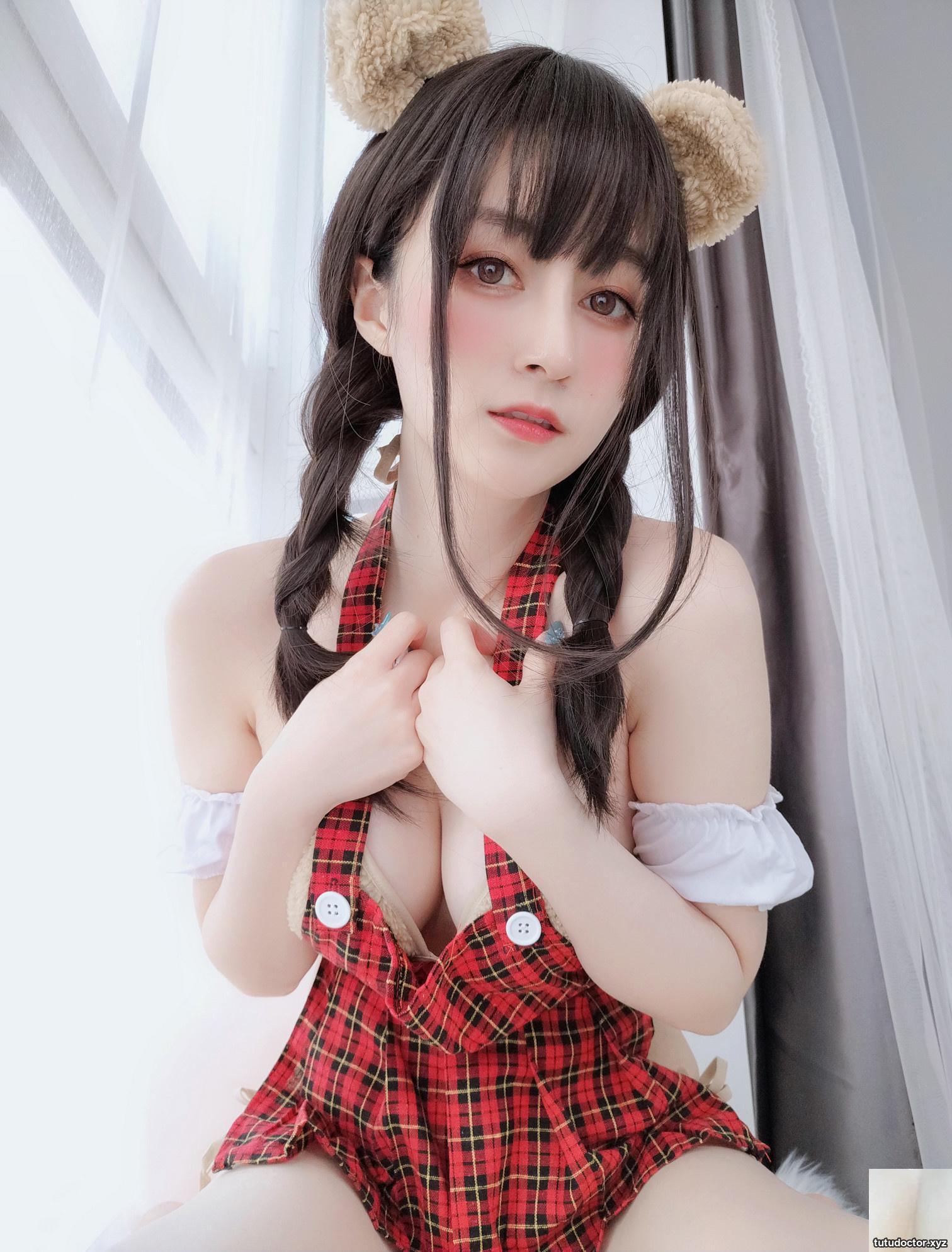 Silver 81 Bear Girl The charm of the nude apron is unstoppable · photo 14 of 56