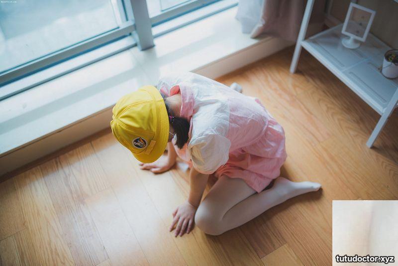 Qiao Li-Little Yellow Riding Hood · photo 9 of 91