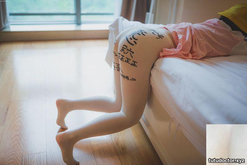 Qiao Li-Little Yellow Riding Hood · photo 24 of 91