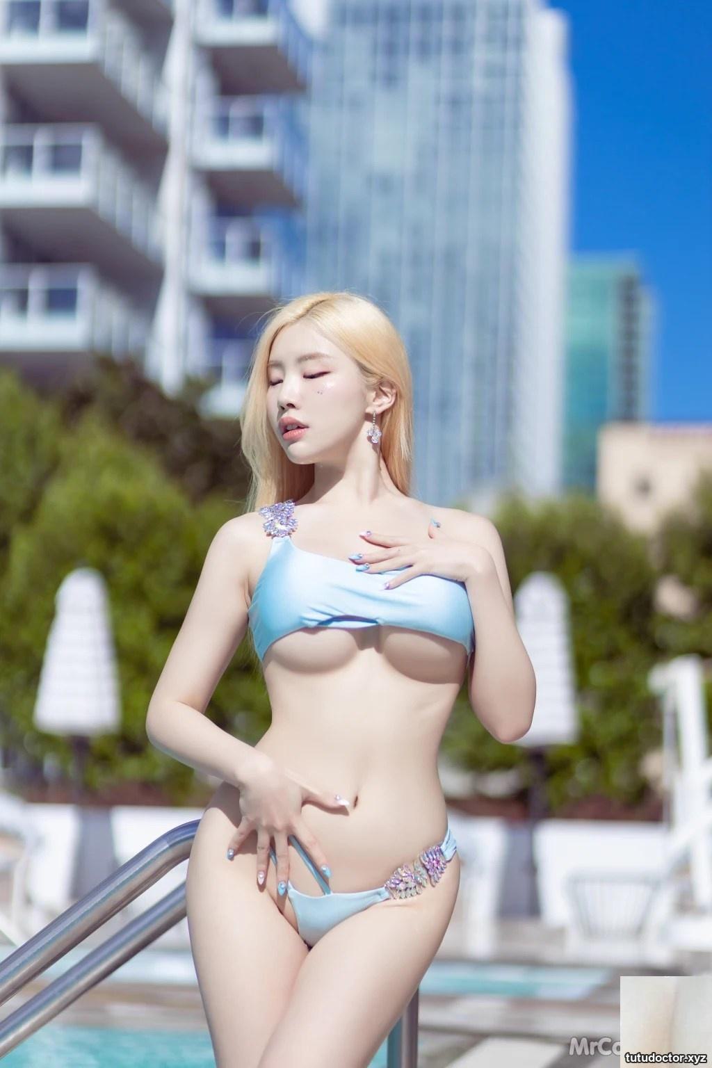 Yebin In LA · photo 54 of 63