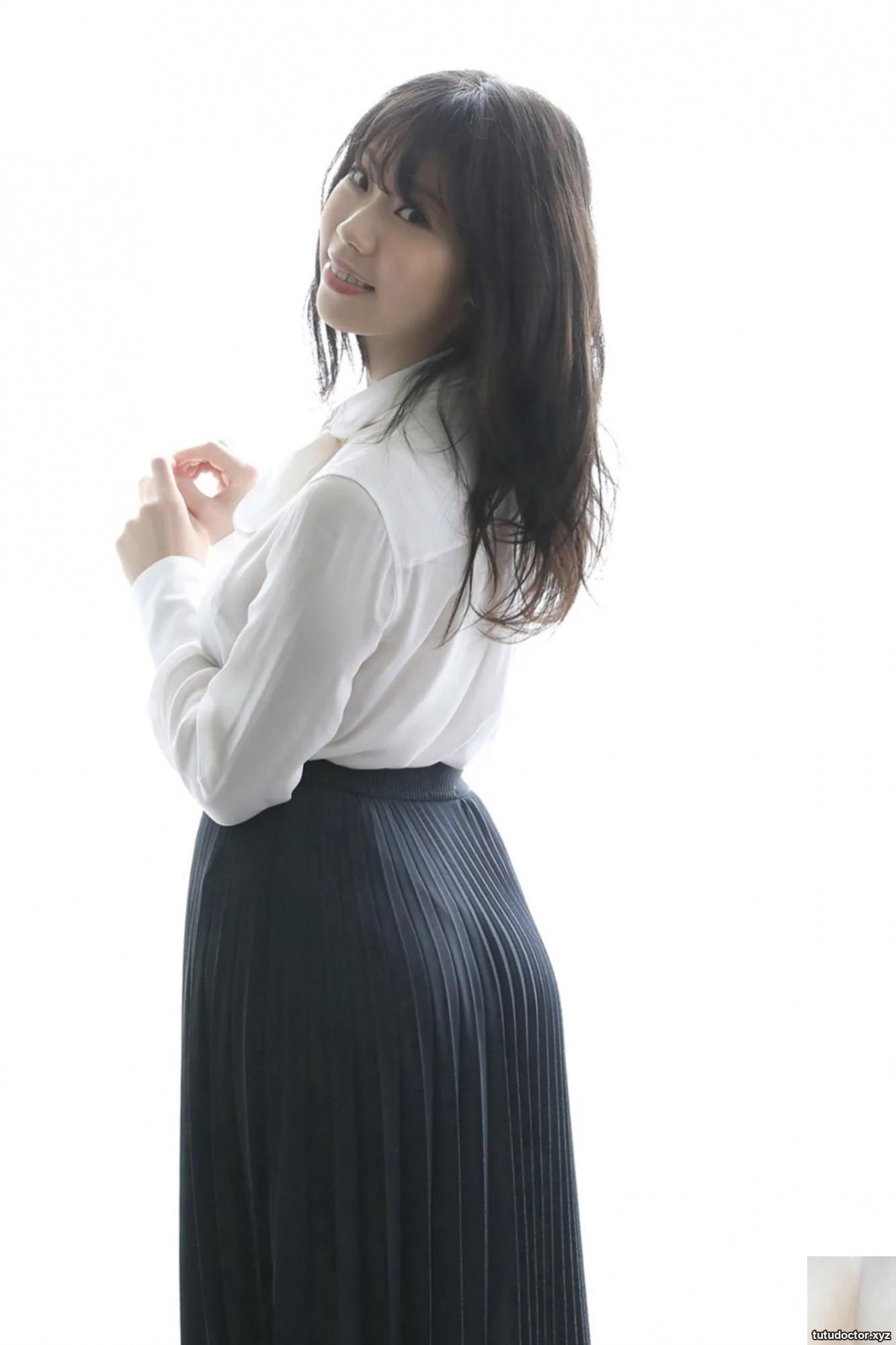 Fumina Suzuki – H cup, vol. 1 · photo 46 of 90