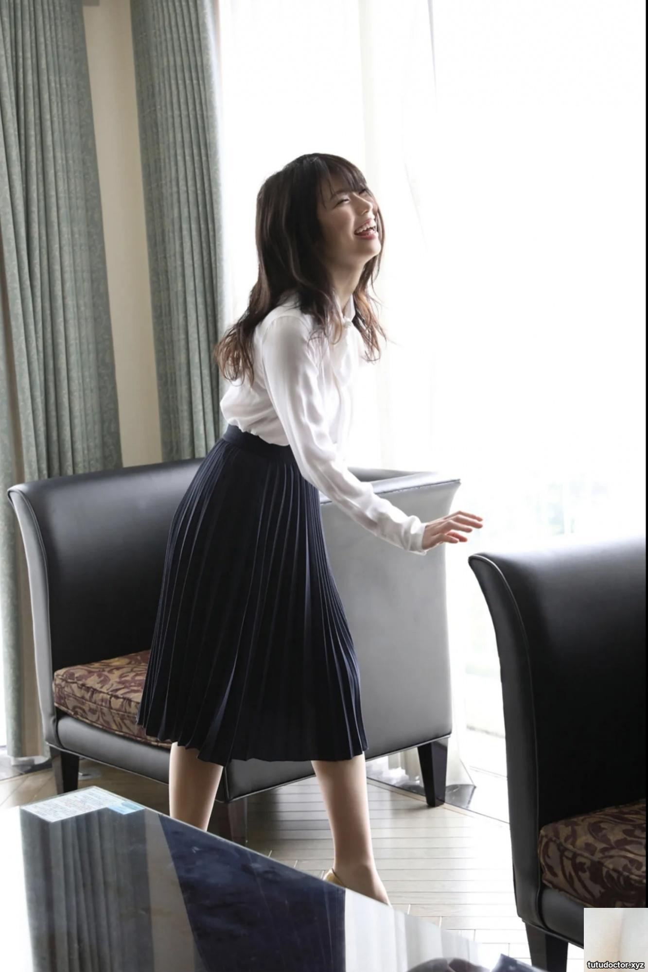 Fumina Suzuki – H cup, vol. 1 · photo 47 of 90