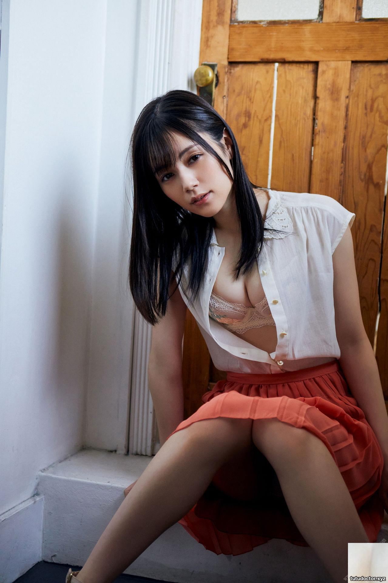 Remu Suzumori – The world’s most beautiful hair nude Red ver (88P)