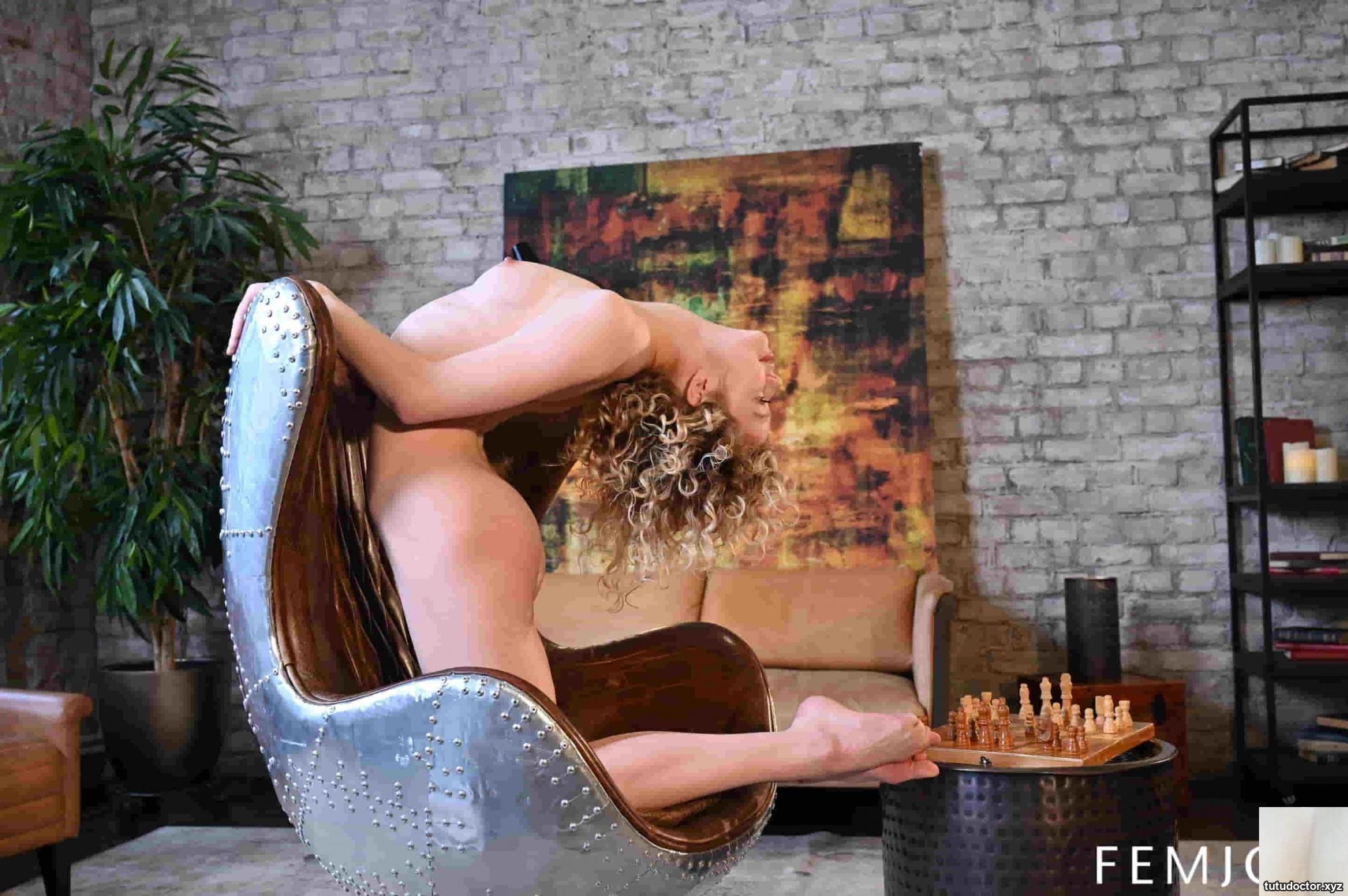 SOPHIAWONDER-EvaMoon_Chess · photo 65 of 77