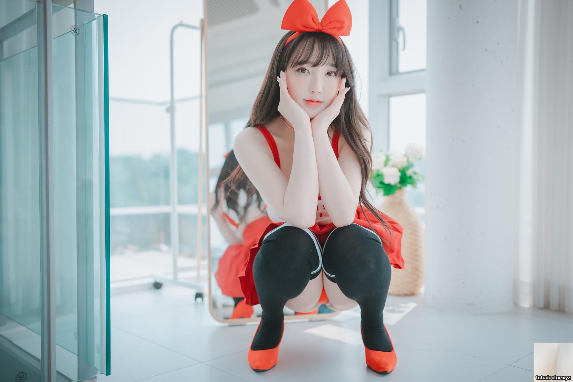 Korean girls extremely attractive figure is unbearable · photo 26 of 70