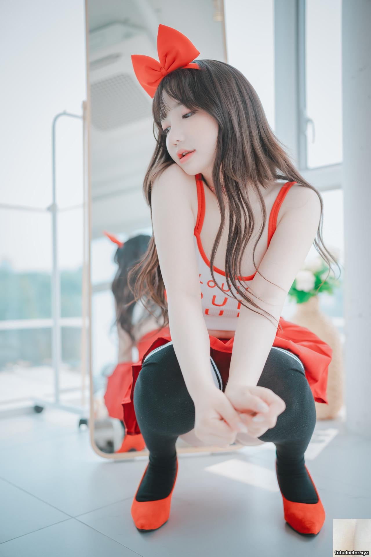 Korean girls extremely attractive figure is unbearable · photo 27 of 70