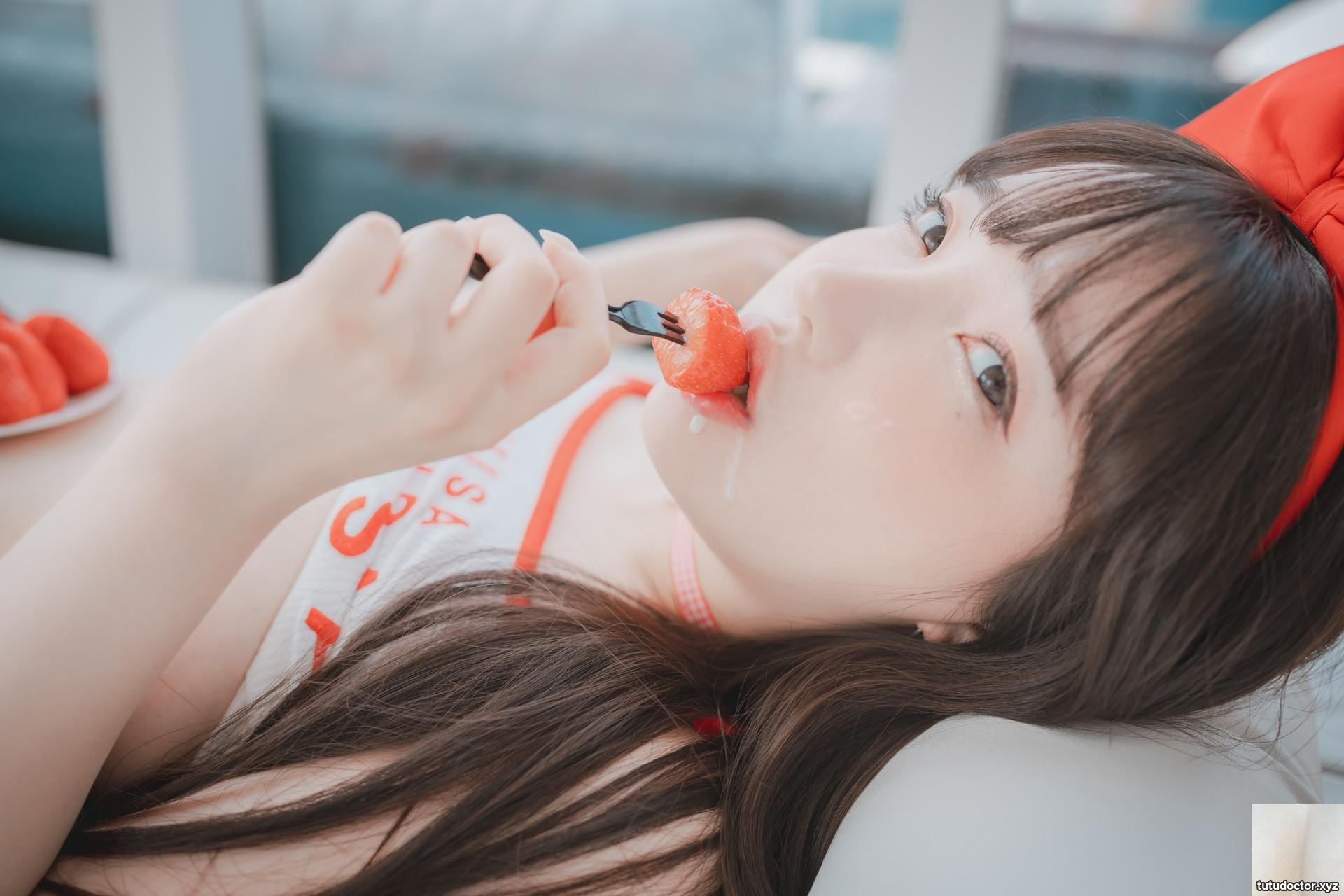 Korean girls extremely attractive figure is unbearable · photo 46 of 70
