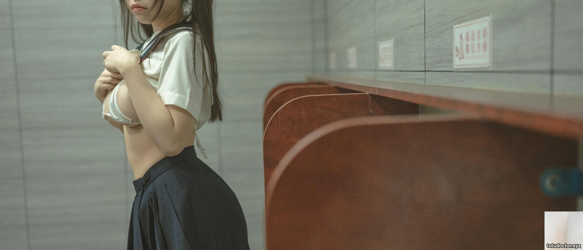 The most beautiful and big-breasted female college student loves · photo 6 of 59