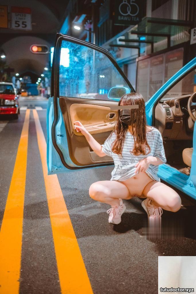 Youmiaojiang – exposed outdoors at night · photo 76 of 92