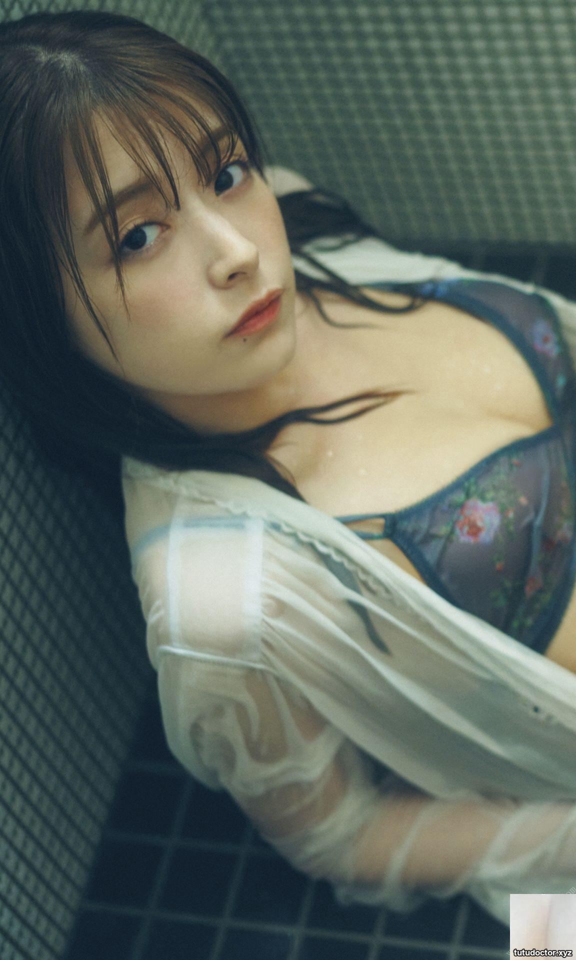 Kimura Hazuki Photo Collection Little Devil Honey · photo 54 of 55