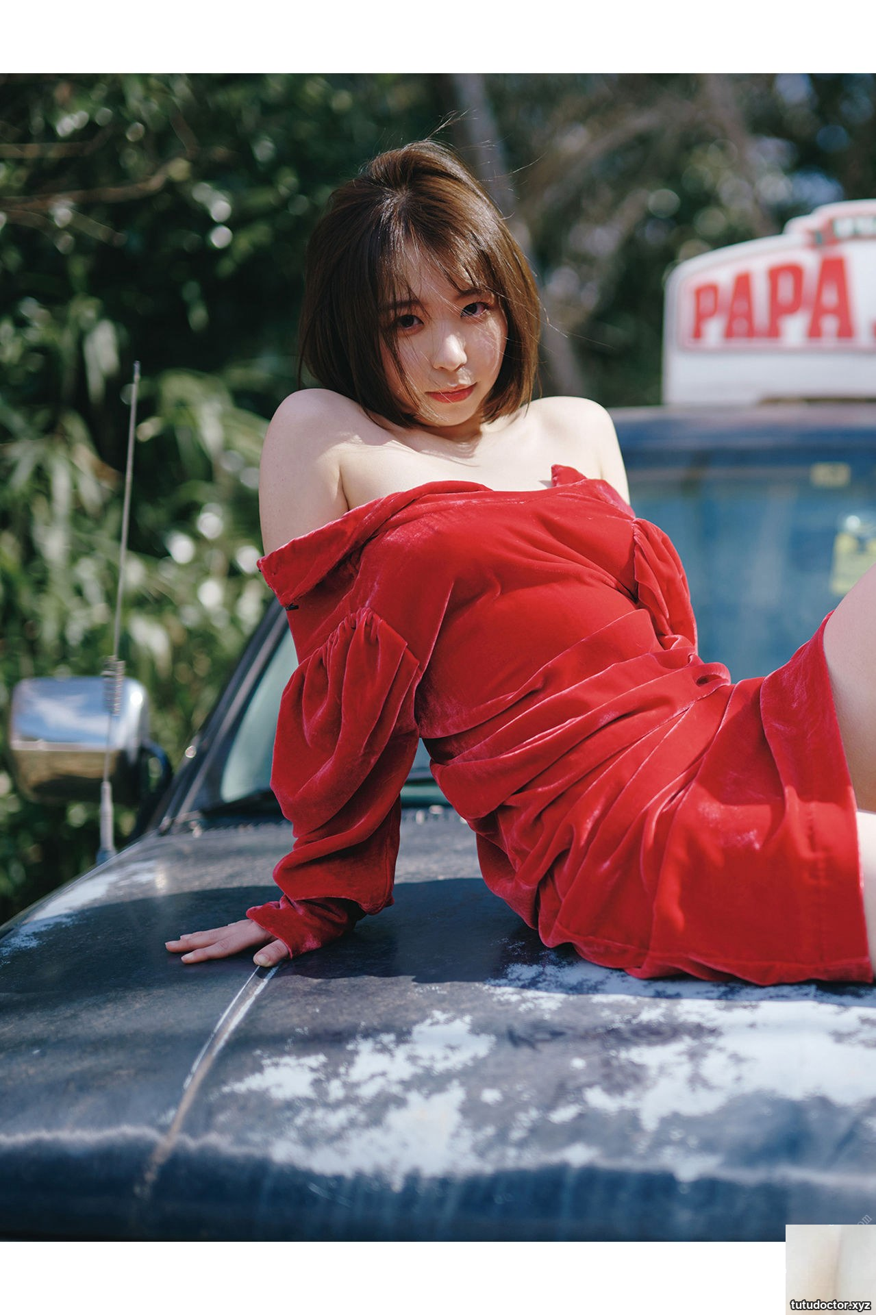 Riho Shishido (Post Digital Photo) Riho Shishido · photo 35 of 73
