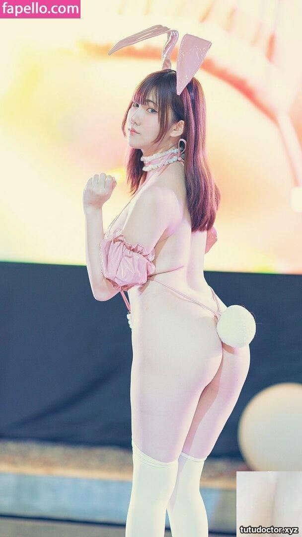 Moiicos swimsuit bunny girl · photo 2 of 22