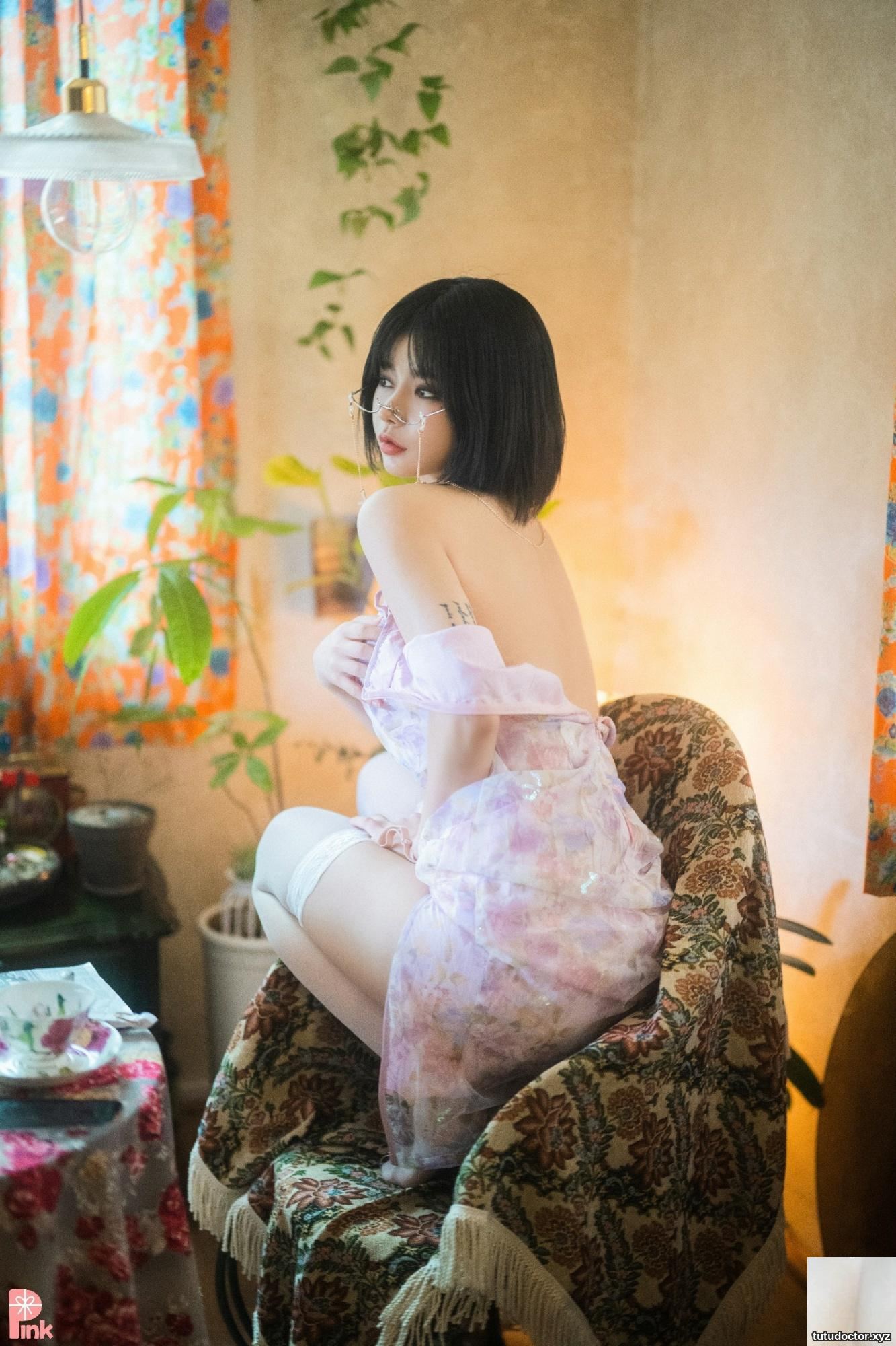 U.Hwa – Mood Pink · photo 7 of 21