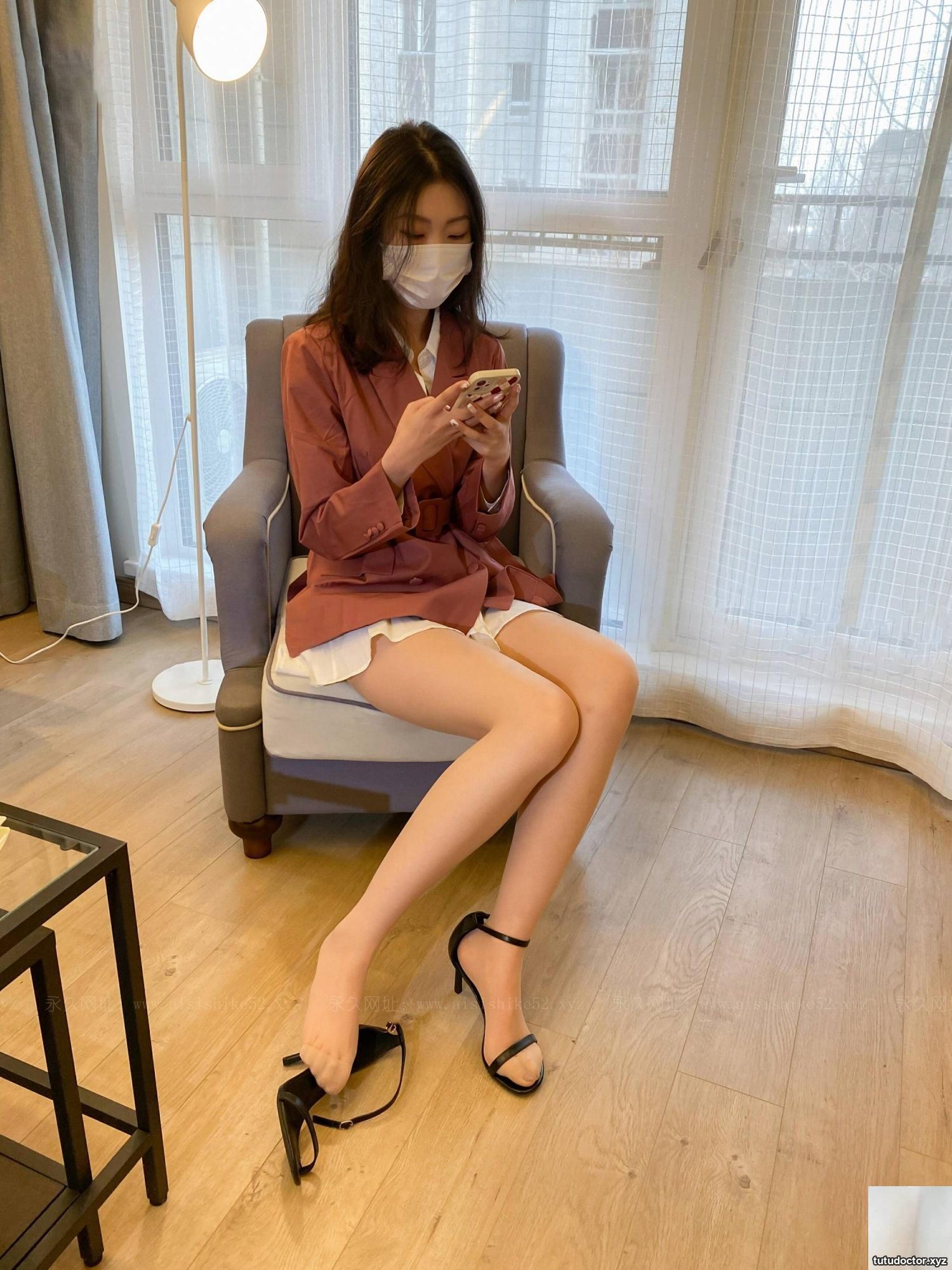 (Collection of Beautiful Legs on the Internet) AISS Moment A058 · photo 5 of 19