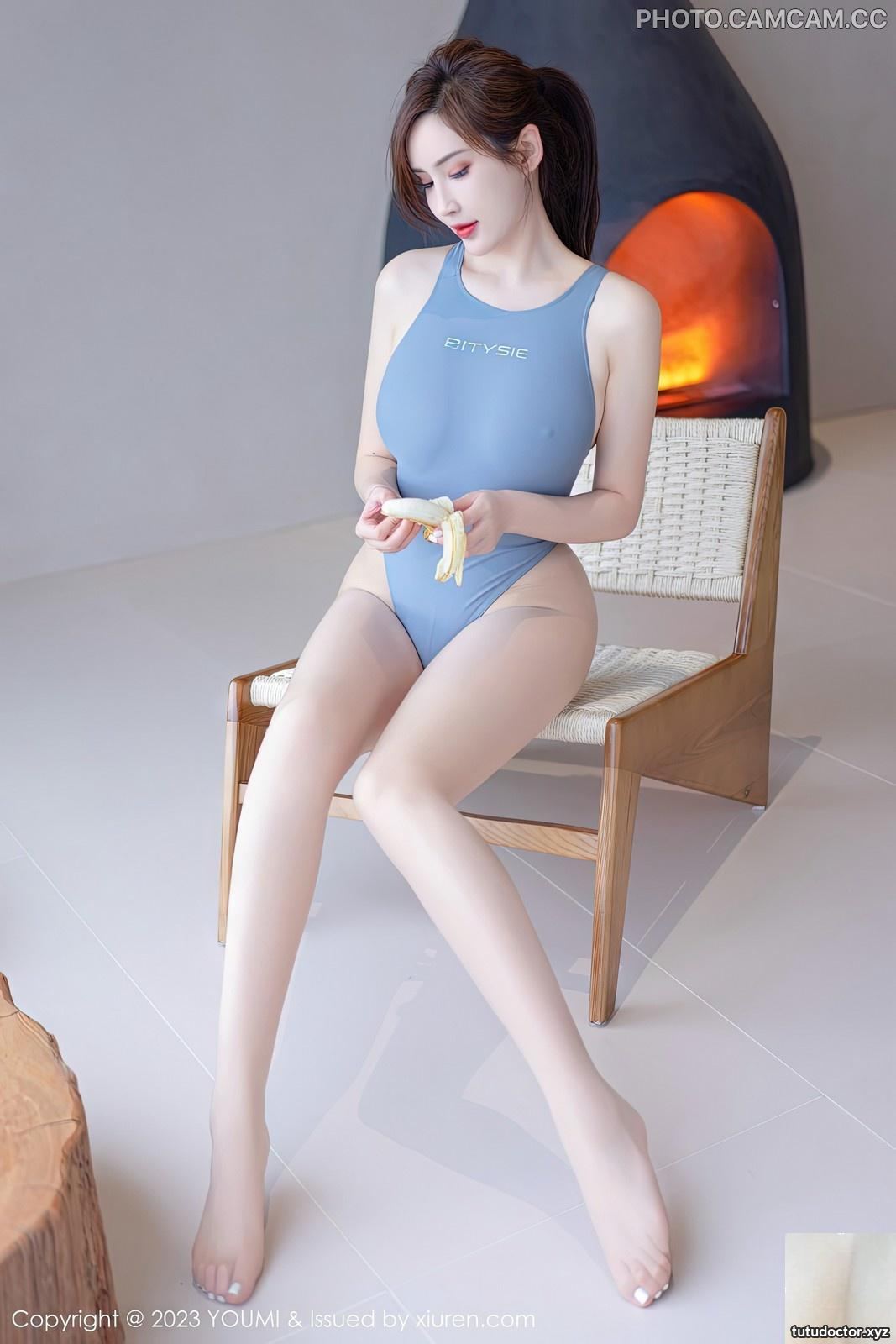 Carol Zhou Yanxi YouMi Vol.900 Zhou Yan Xi · photo 7 of 22