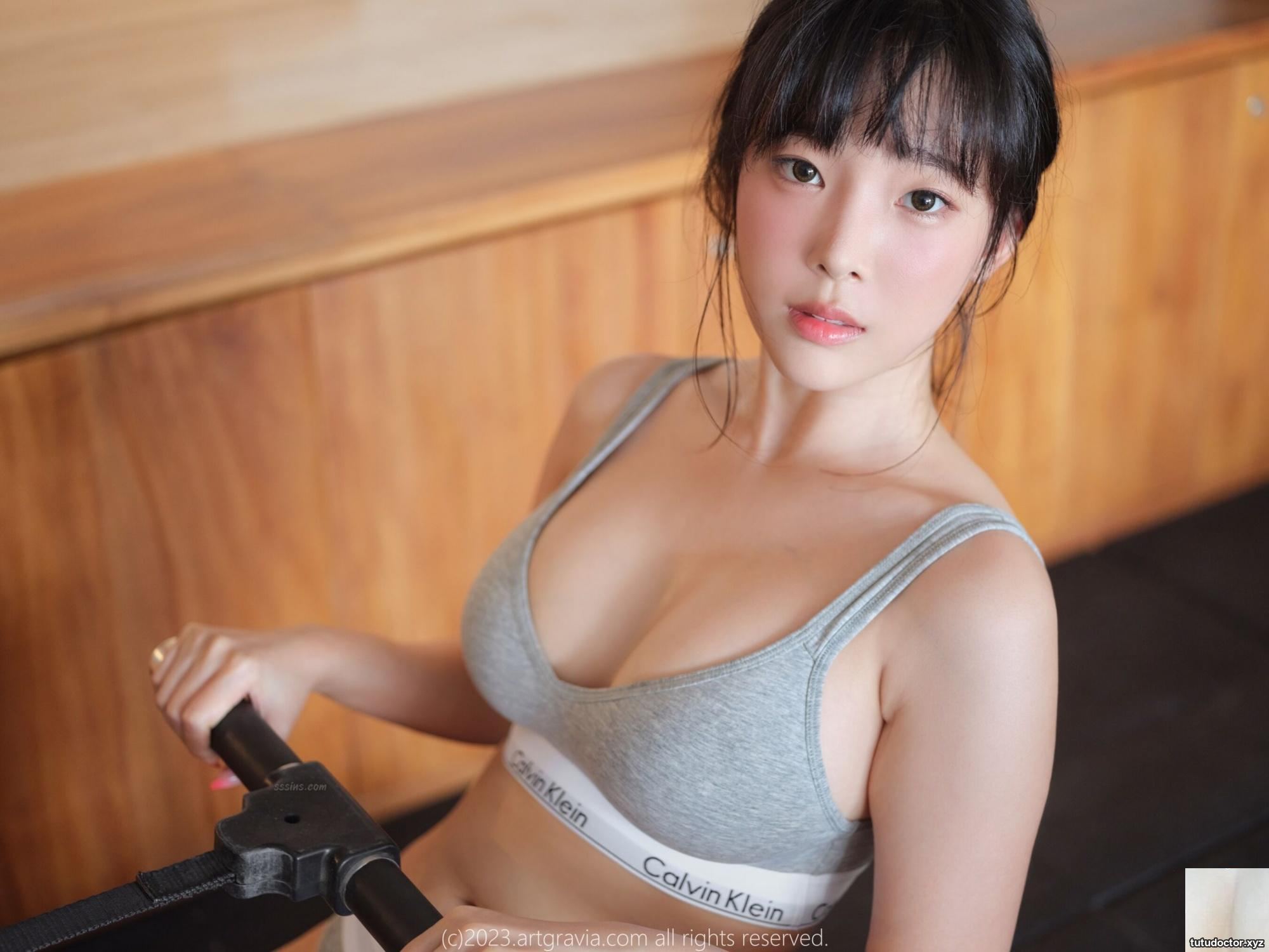 Vol. 521 · photo 28 of 67