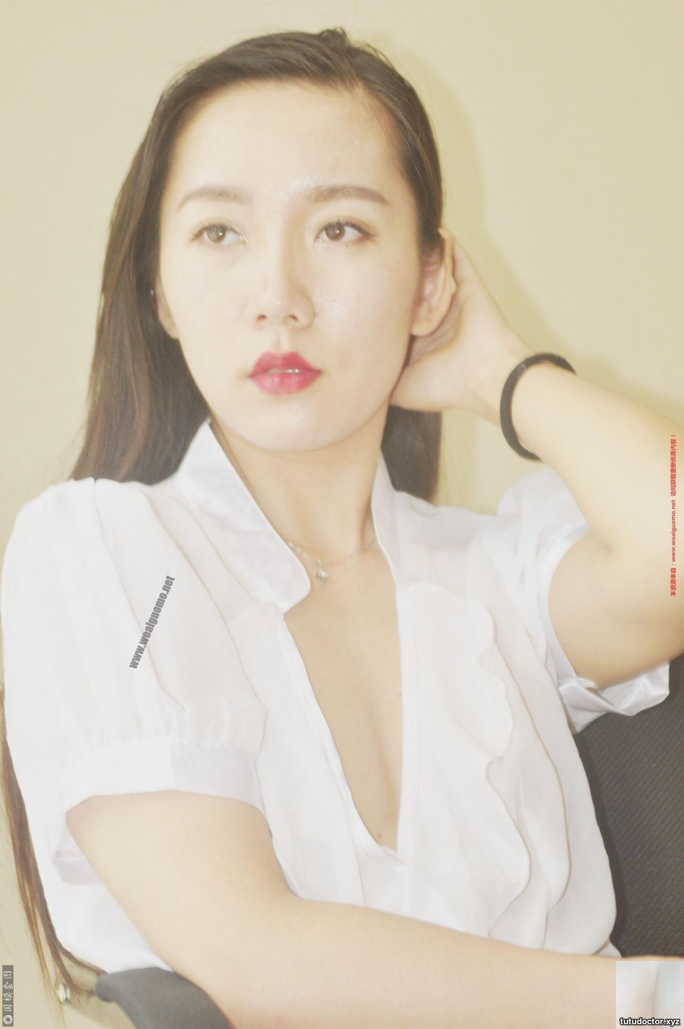 XiuRen beautiful model Ai Jingxiang private shooting pt.1 · photo 22 of 50