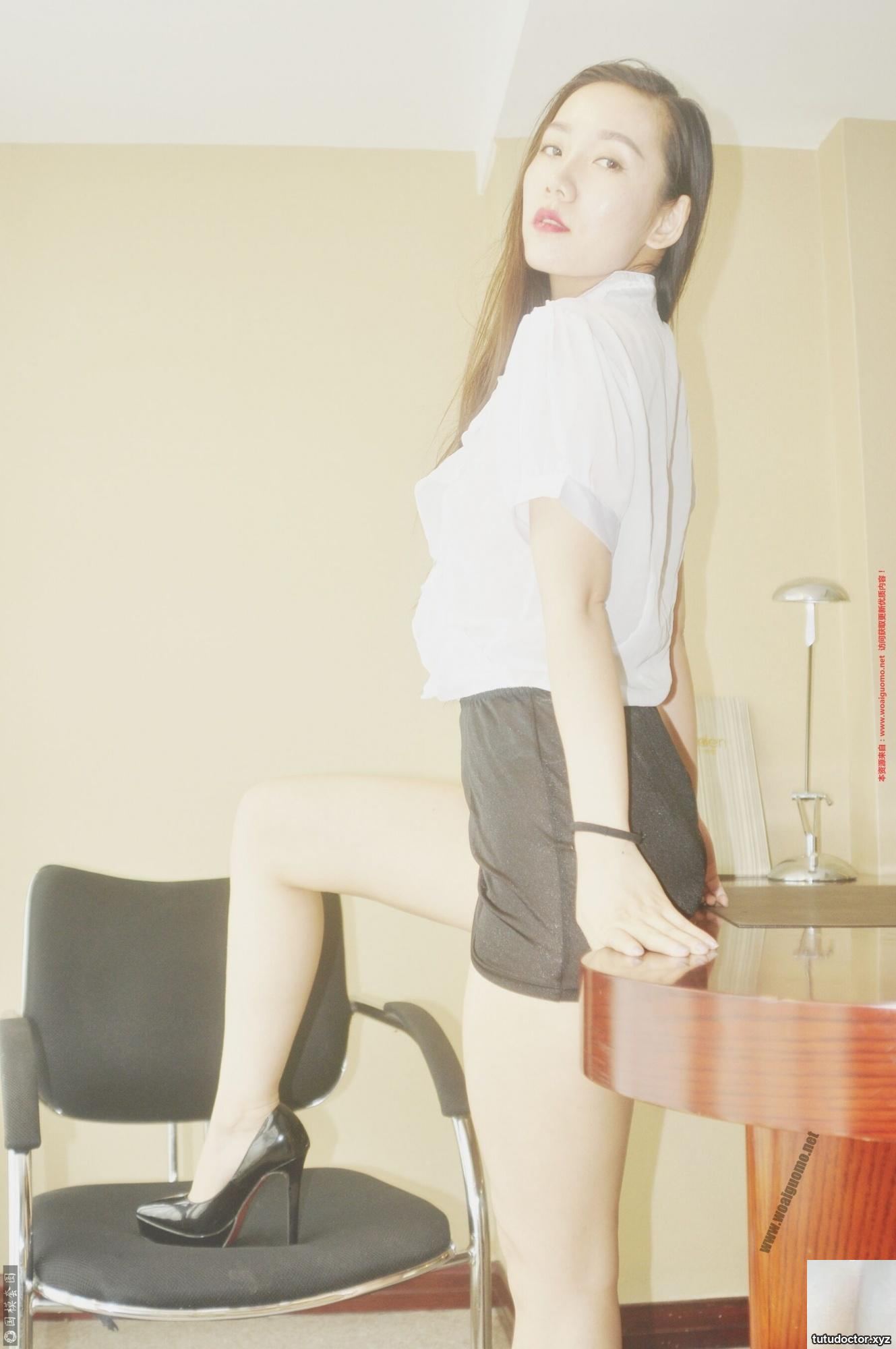 XiuRen beautiful model Ai Jingxiang private shooting pt.1 · photo 30 of 50