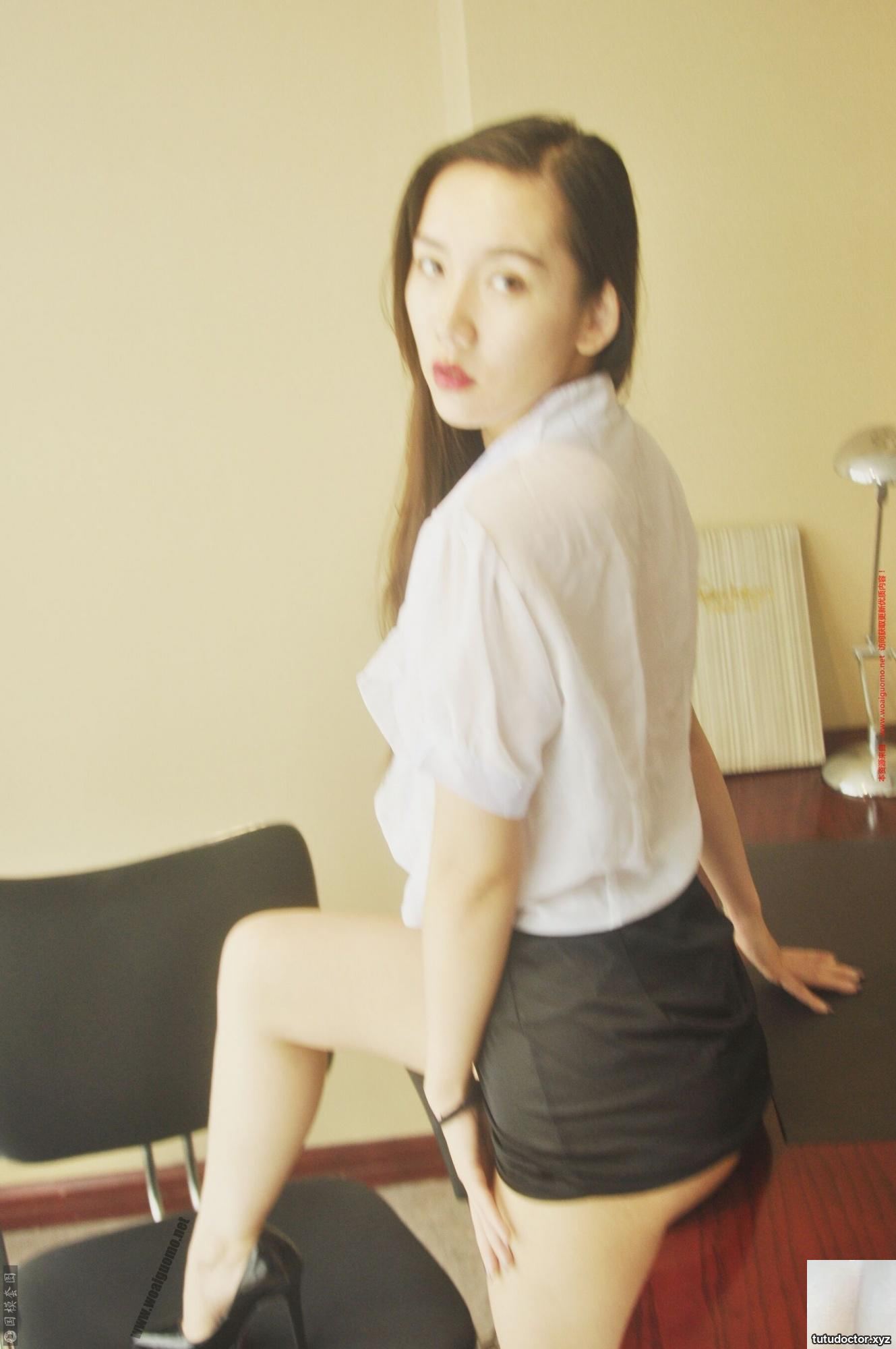 XiuRen beautiful model Ai Jingxiang private shooting pt.1 · photo 31 of 50