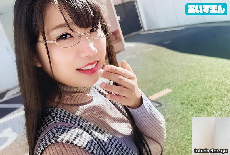 (Video) A 26-year-old office lady with hentai delusions. Erotic cosplay brings you to climax and screams acme
