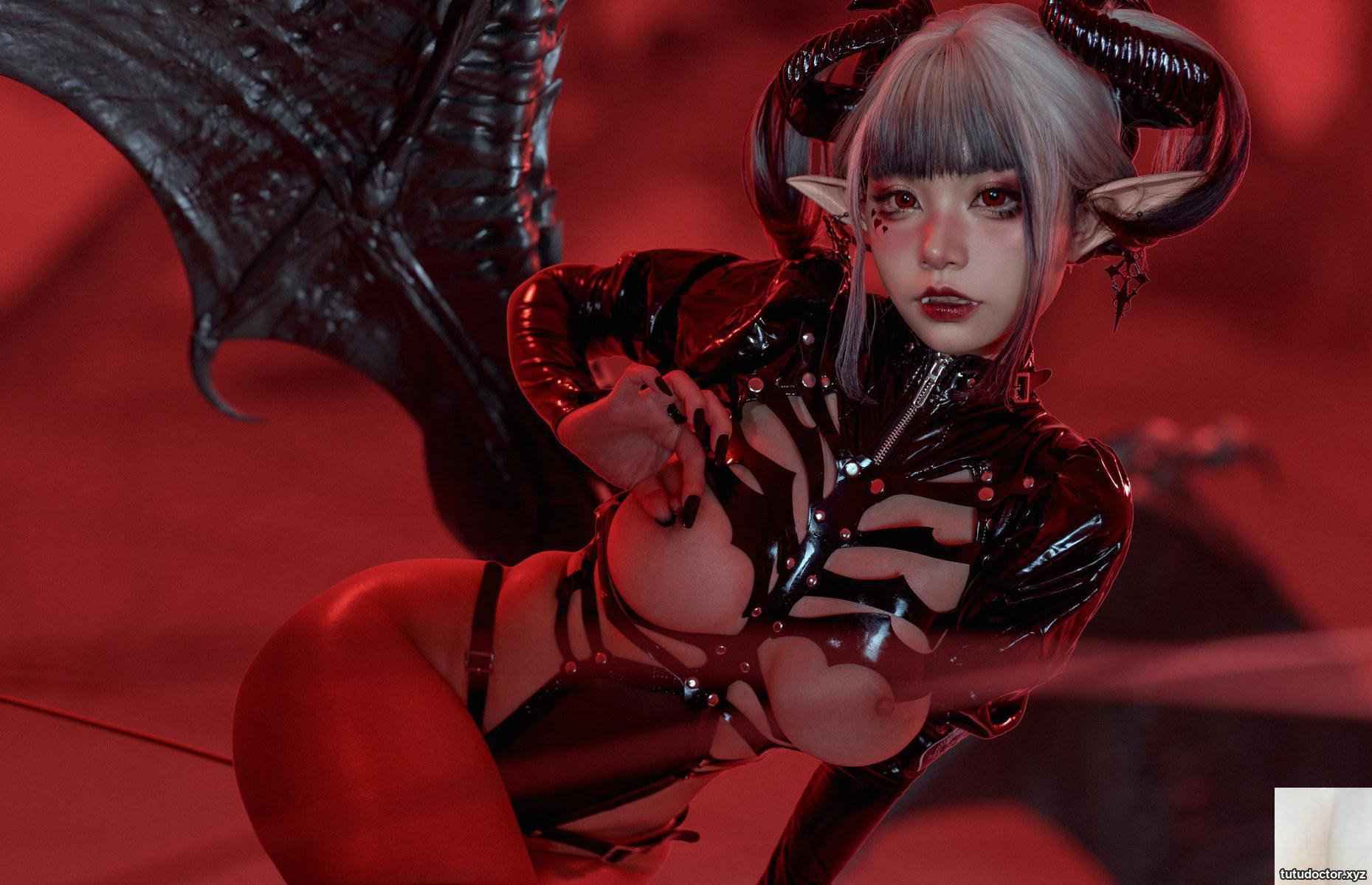 Explosive Girl Nya Xiaoji Skeleton Girl · photo 4 of 6
