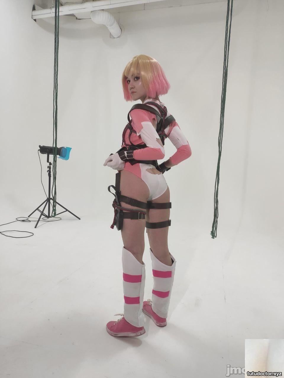 Donna beautiful girl – Gwenpool · photo 17 of 27