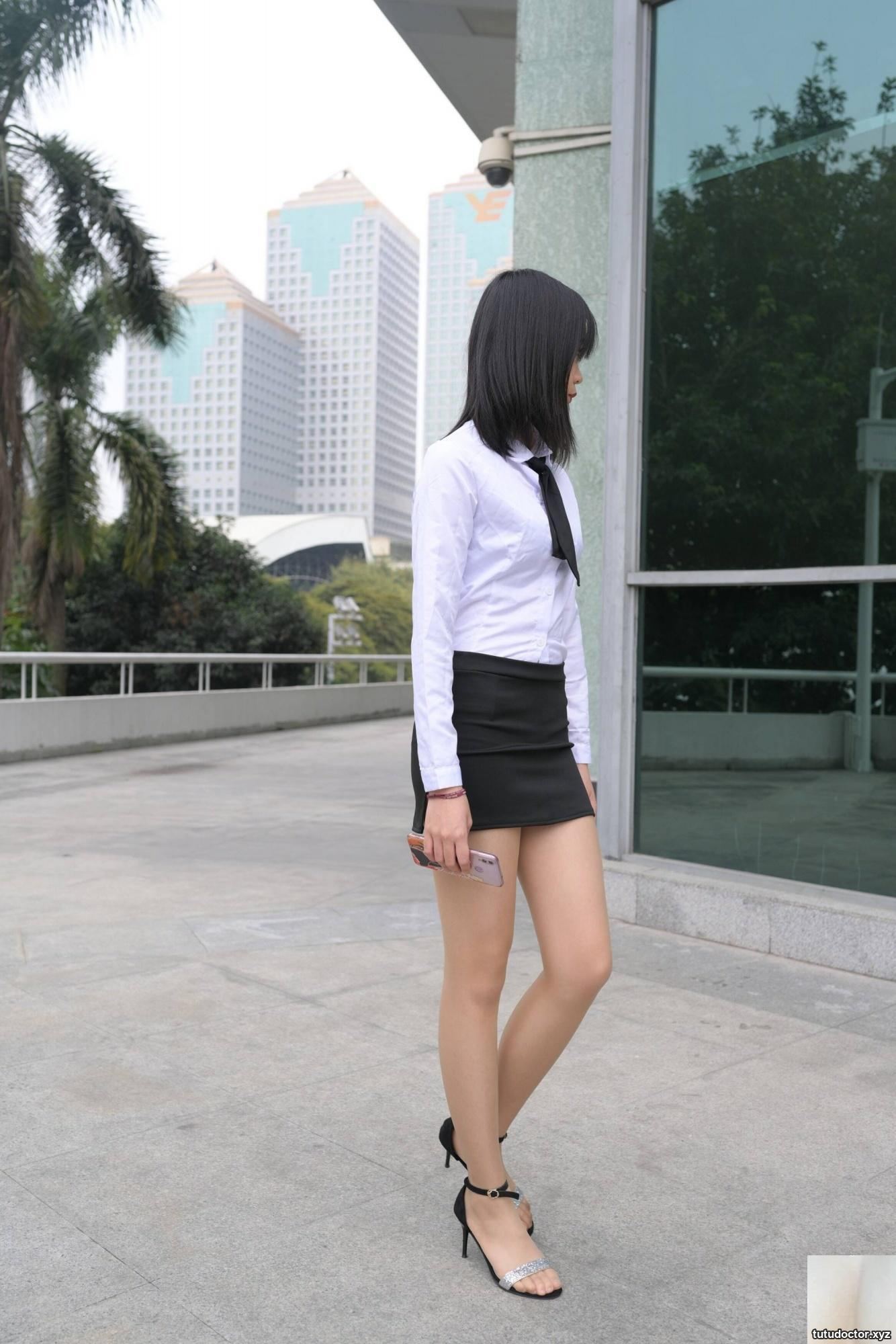 Chengsheng Street Photography Mall sells beautiful womens · photo 4 of 26