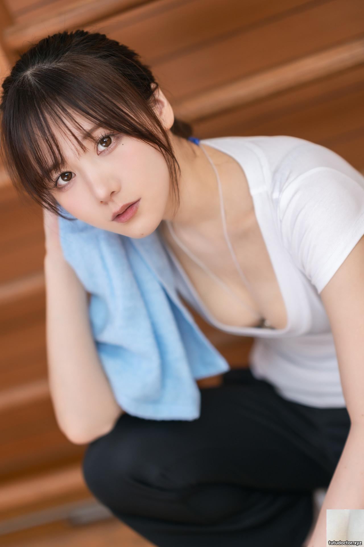 I discovered that so many beautiful photos are so open in · photo 4 of 8