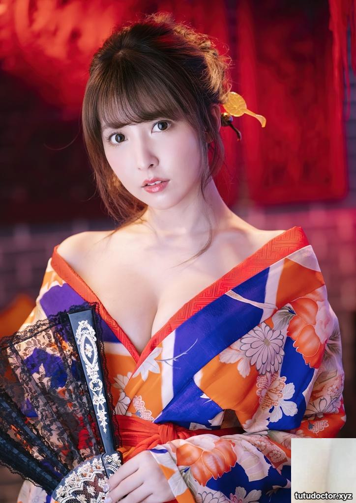 Mikami Yua – (399DAYS) Trilogy VOL.3 Nirvana · photo 11 of 19