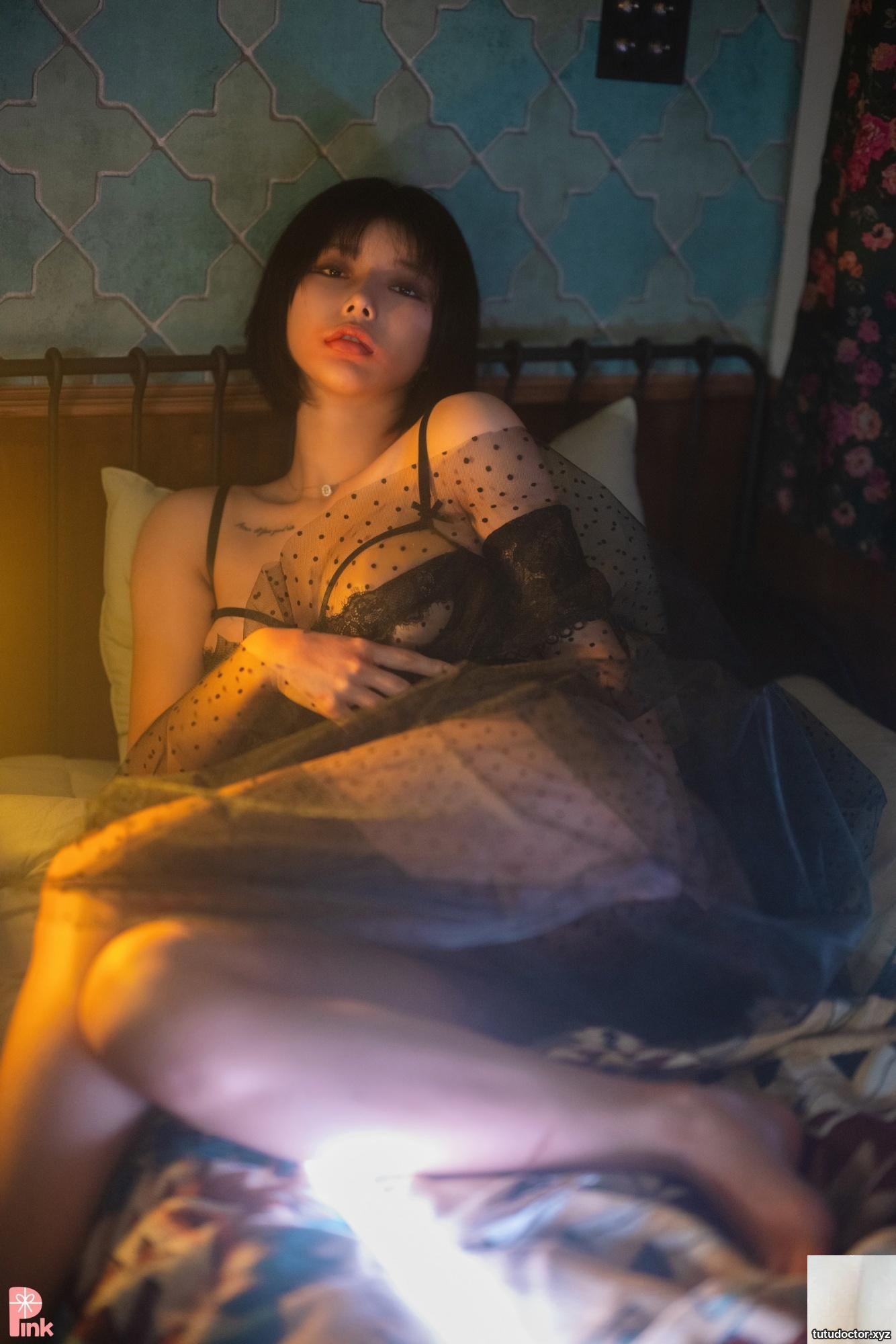 U.Hwa – Mood Black · photo 20 of 27