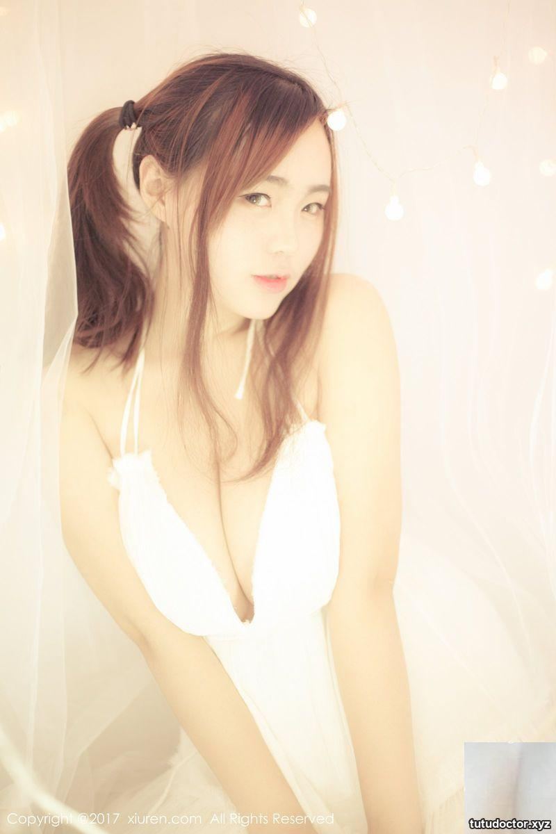 Beautiful girl Mi Ai Demons sweet face and big breasts lace · photo 2 of 15