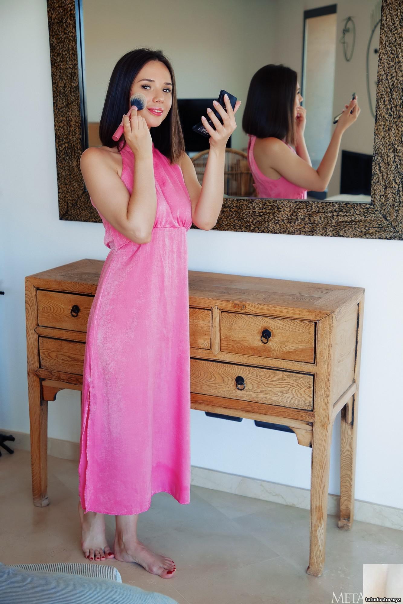 Eve Sweet – Presenting (84P)