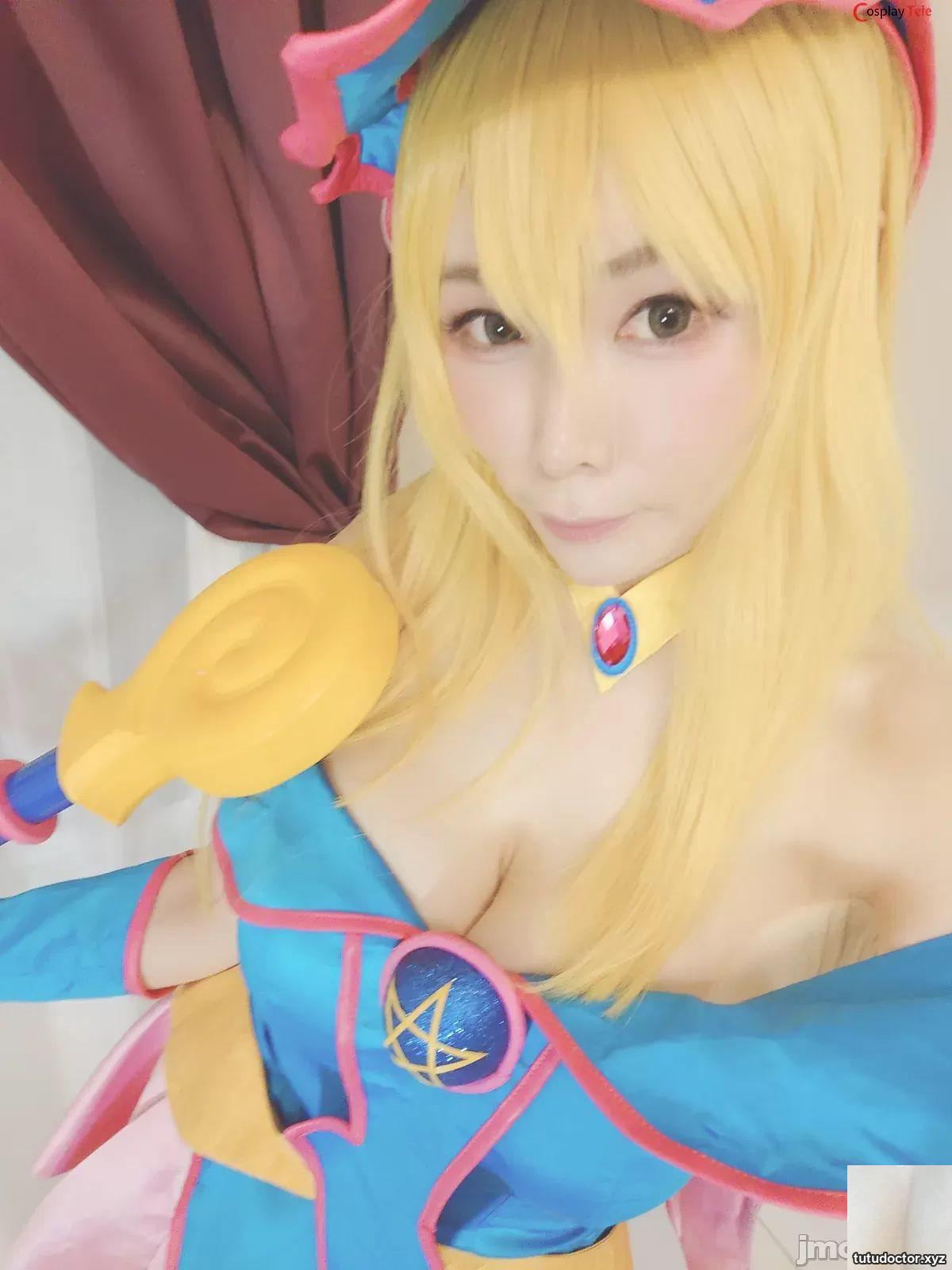 Okada Yui cosplay Dark Magician Girl – Yu-Gi-Oh · photo 53 of 115