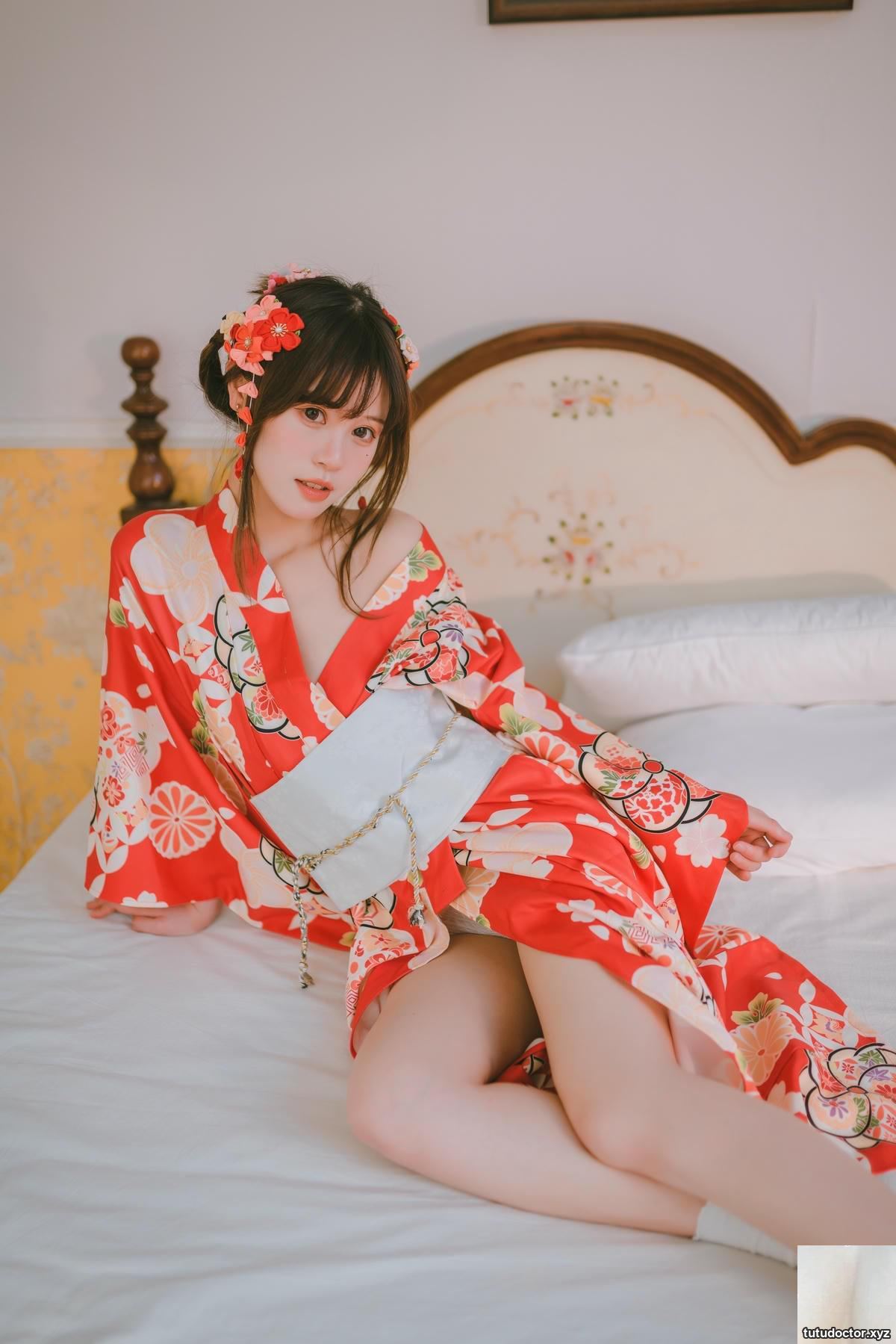 Xingde Lulu – Daily Yukata Indoor · photo 9 of 29
